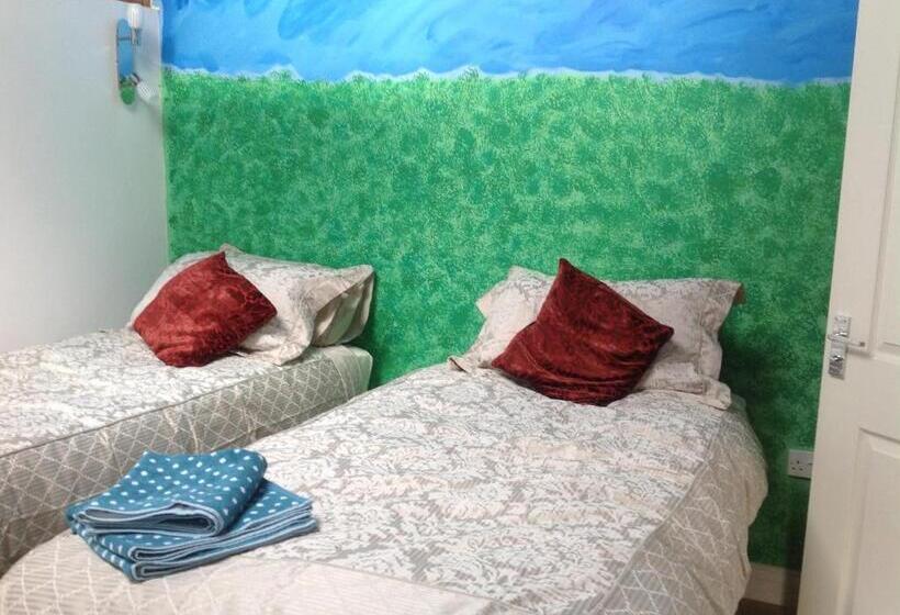 Номер Стандарт, The Orangery