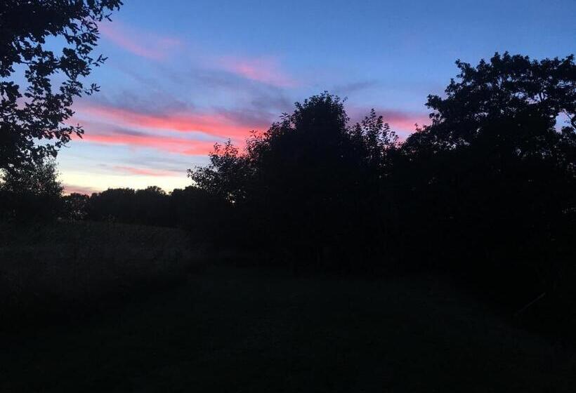 Номер Стандарт Трехместный, The Orangery