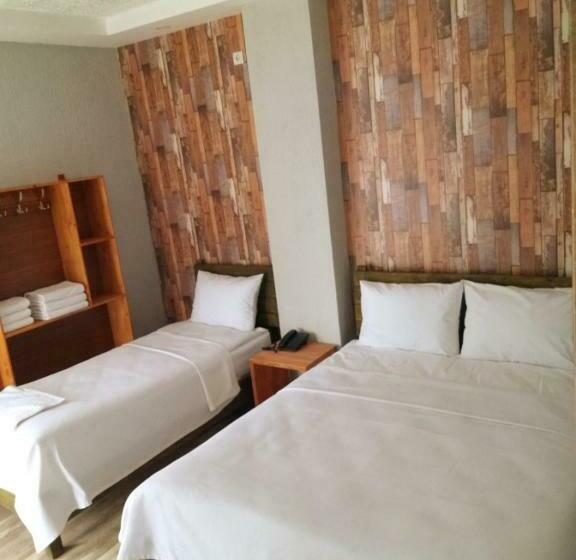 デラックストリプルルーム, Eli̇kti̇ Buti̇k Otel
