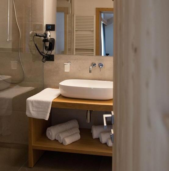 סוויטת ג'וניור עם מרפסת, Agritur Renetta