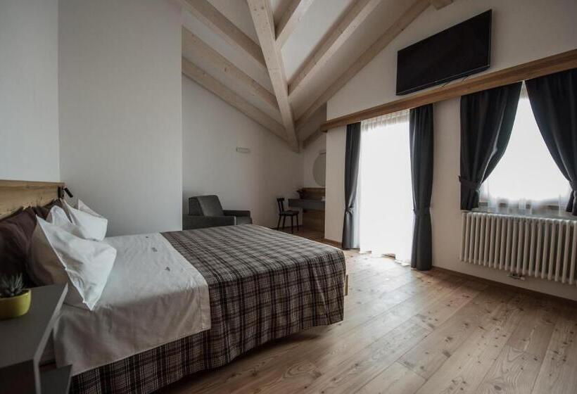 小型套房带阳台, Agritur Renetta