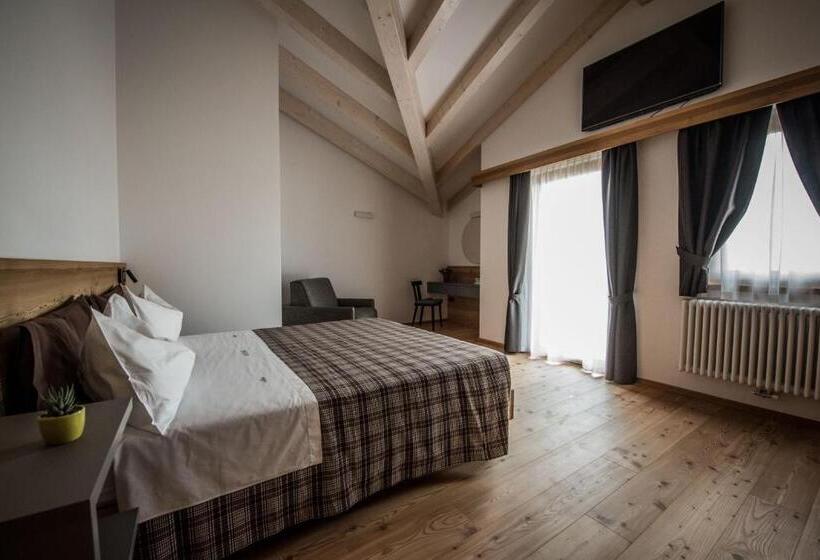 小型套房带阳台, Agritur Renetta
