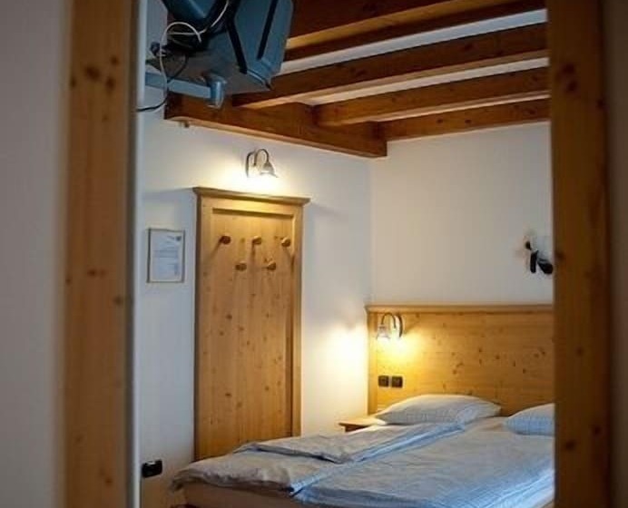 חדר משפחתי, Agritur Renetta