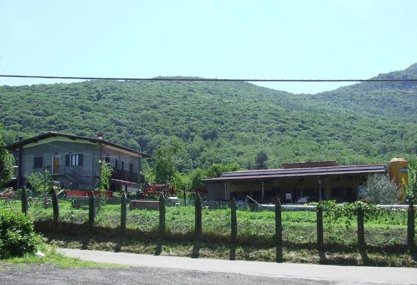 스탠다드 스튜디오, Agriturismo La Betulla