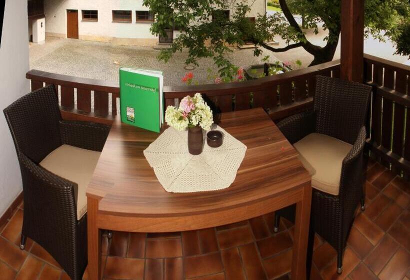 דירת שני חדרים עם מרפת, Jörgleggerhof