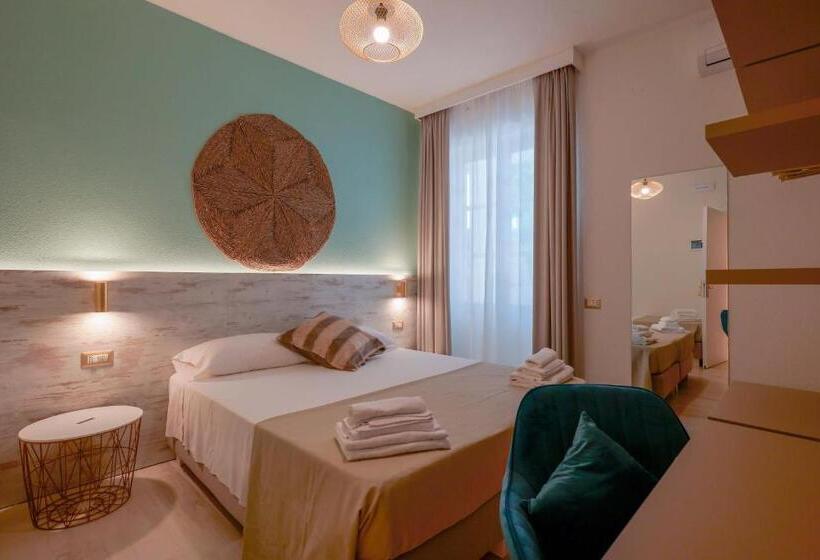 חדר קלאסי לשלושה, Maison Del Sole