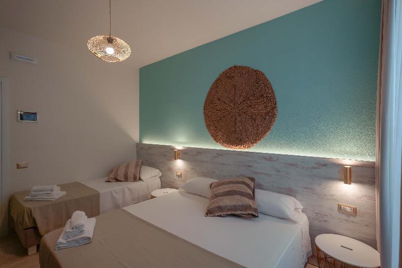 חדר קלאסי לשלושה, Maison Del Sole