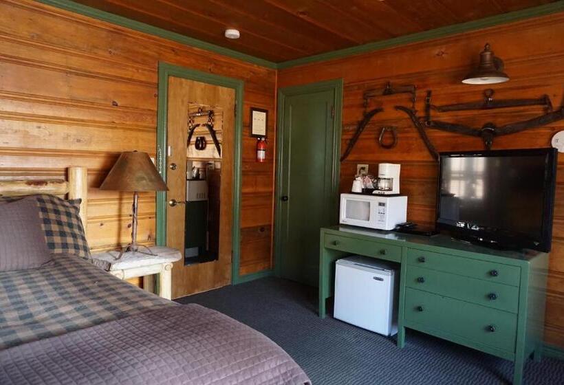 带大床的标准间, Shaver Lake Village