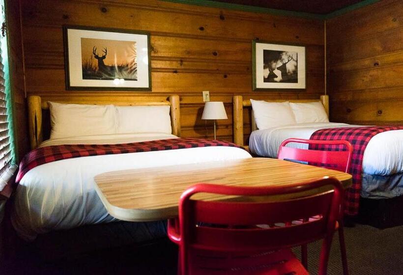 标准间, Shaver Lake Village