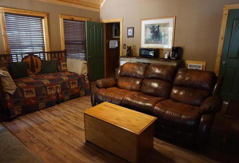 豪华房间, Shaver Lake Village