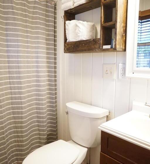 豪华房间, Shaver Lake Village