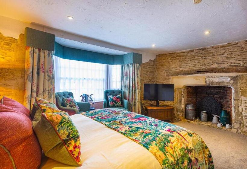 수피리어 룸, The Bell Inn, Stilton, Cambridgeshire