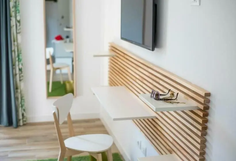 スタンダードルーム, Il Parco Dei Poeti B&b