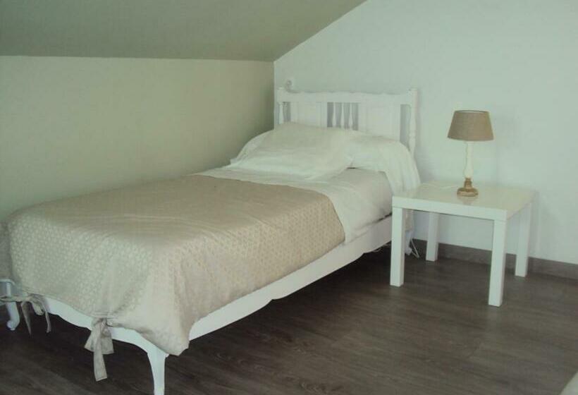 جناح عائلي, Maison D Hôtes Le Saint Aubin