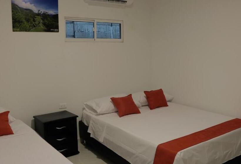 豪华家庭房间, Puerto Caribe Hostal