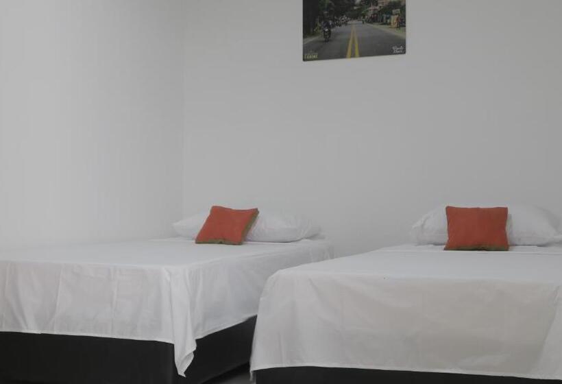 기본룸, Puerto Caribe Hostal