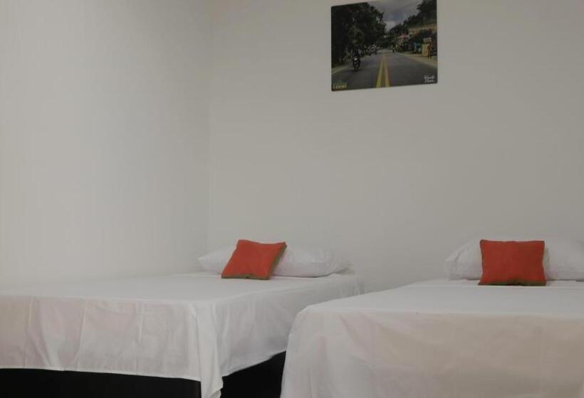 基本间, Puerto Caribe Hostal