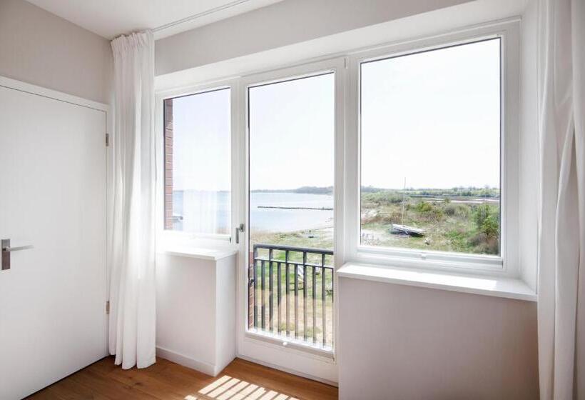 Номер Премиум, Bades Huk Marina