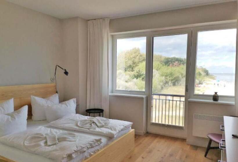 Номер Стандарт, Bades Huk Marina