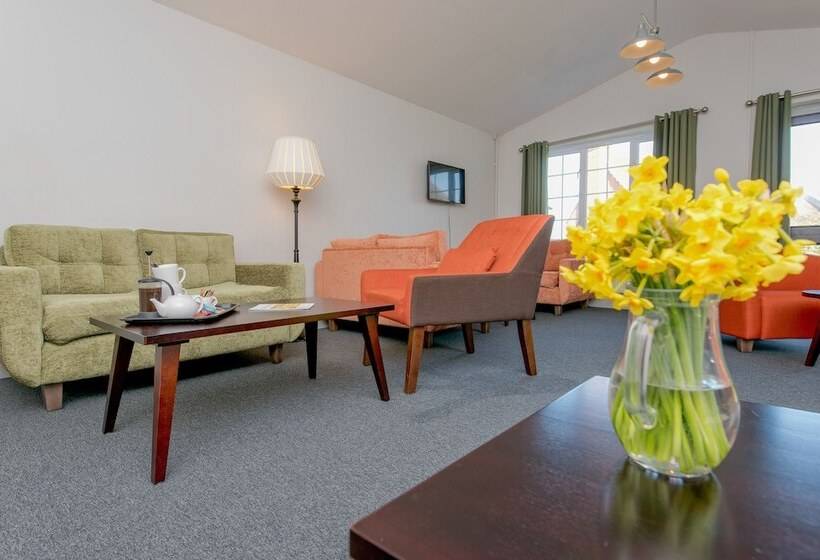 带共用卧室公用房间的床, Yha Blaxhall   Hostel