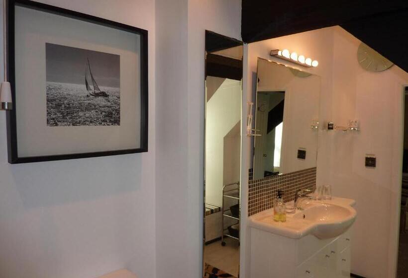 带大床的高级房间, Yr Hen Felin The Old Mill B&b