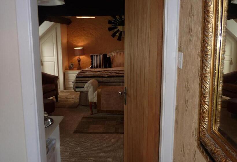 Номер Superior Кровать Кинг, Yr Hen Felin   The Old Mill B&b