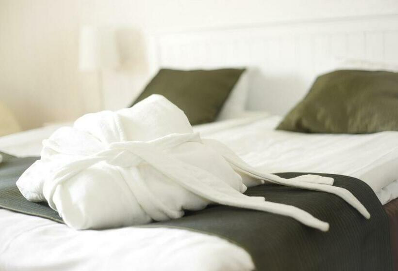 غرفة ديلوكس, Yxnerum Hotell