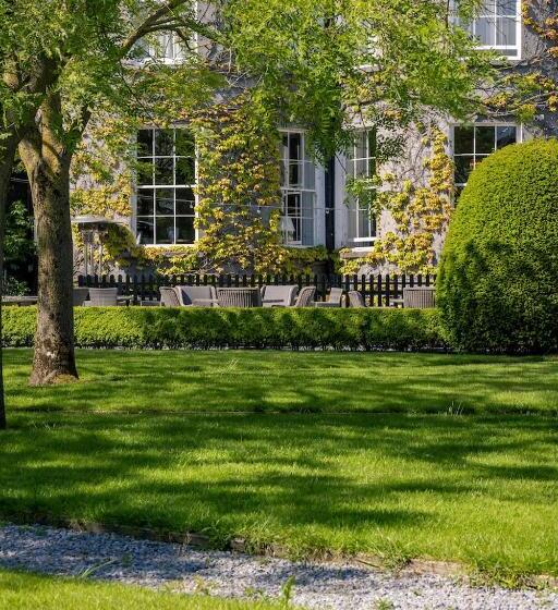 Номер Superior Вид на Сад, Butler House