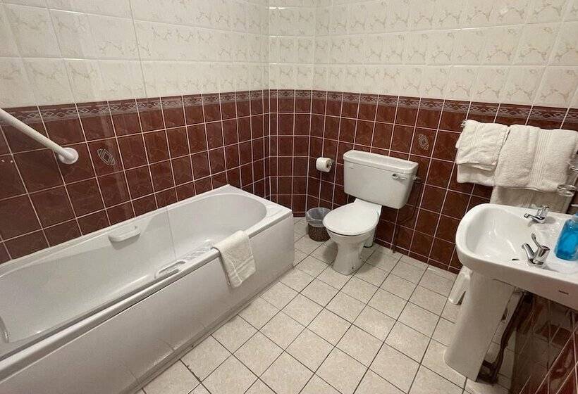 Семейный Номер, Cappabhaile House