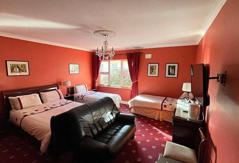 Семейный Номер, Cappabhaile House