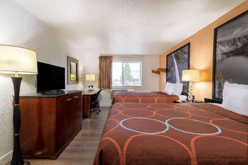 جناح, Comfort Suites Sawgrass