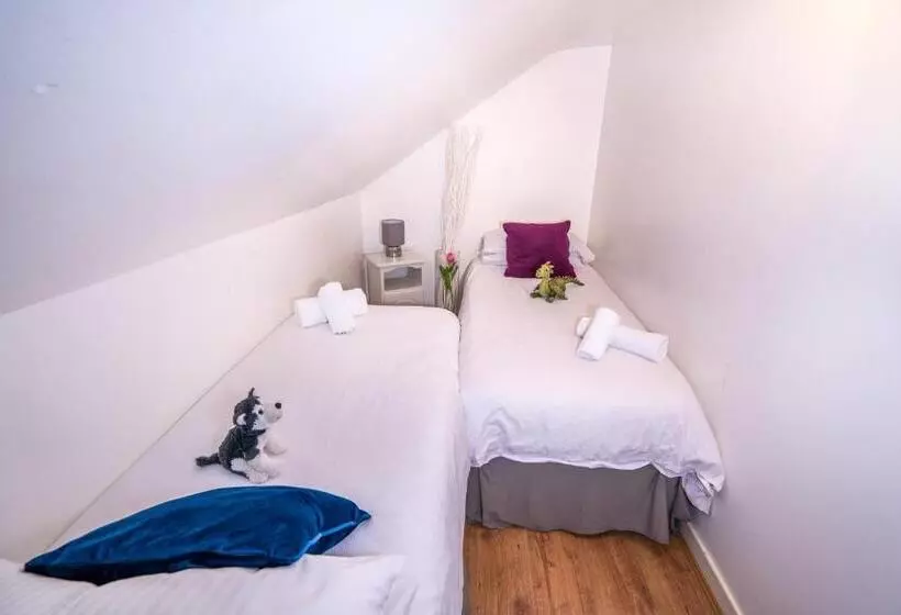 ファミリールーム, Coral Gables Guesthouse & Campsite