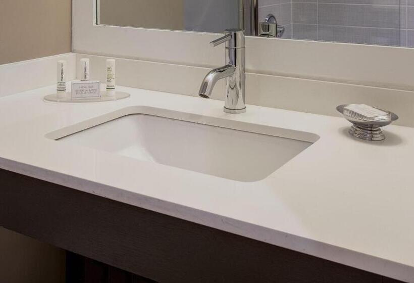 Номер Executive, Courtyard By Marriott New York Jfk Airport