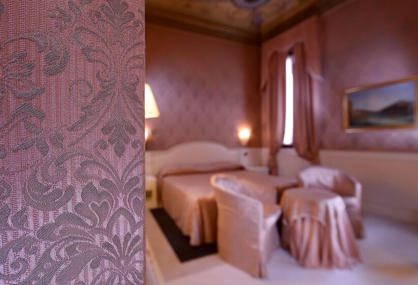 سوئیت جونیور با چشم‌انداز, Duodo Palace