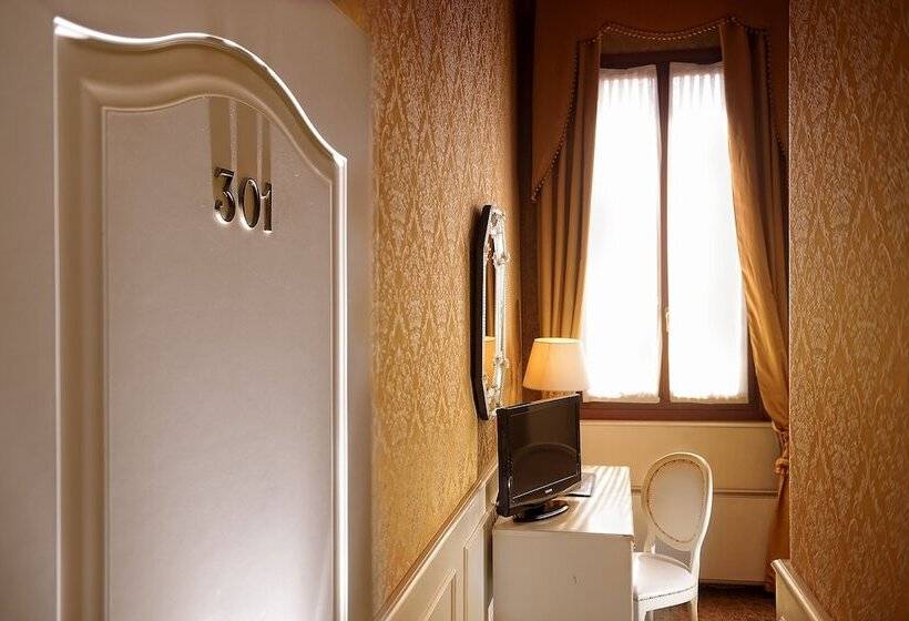 اتاق استاندارد یک نفره, Duodo Palace