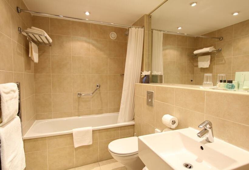 Семейный Номер, Grosvenor Pulford Hotel & Spa