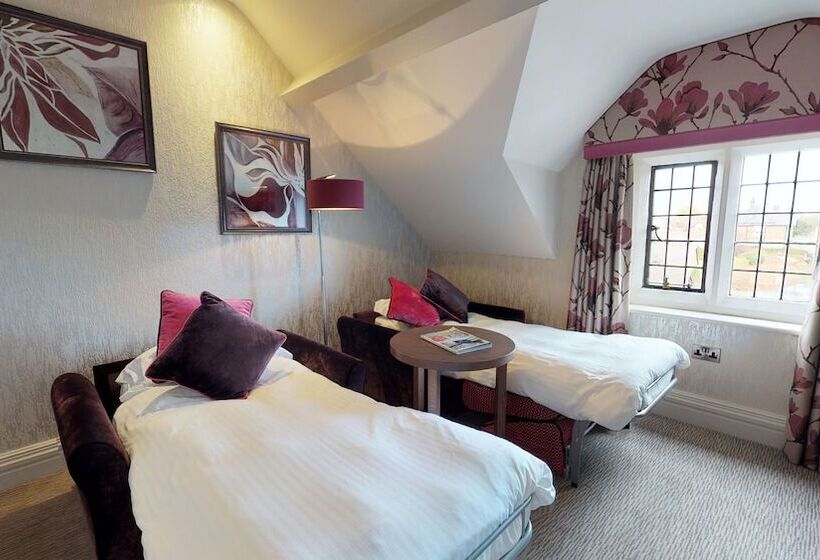 חדר משפחתי, Grosvenor Pulford Hotel & Spa