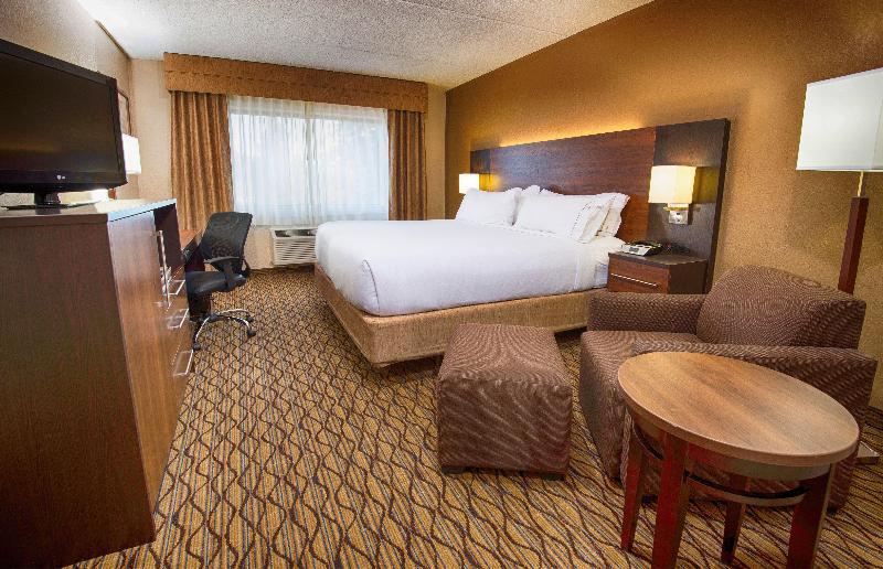 Номер Стандарт Кровать Кинг Адаптированный для Инвалидов, Holiday Inn Express & Suites Grand Canyon, An Ihg