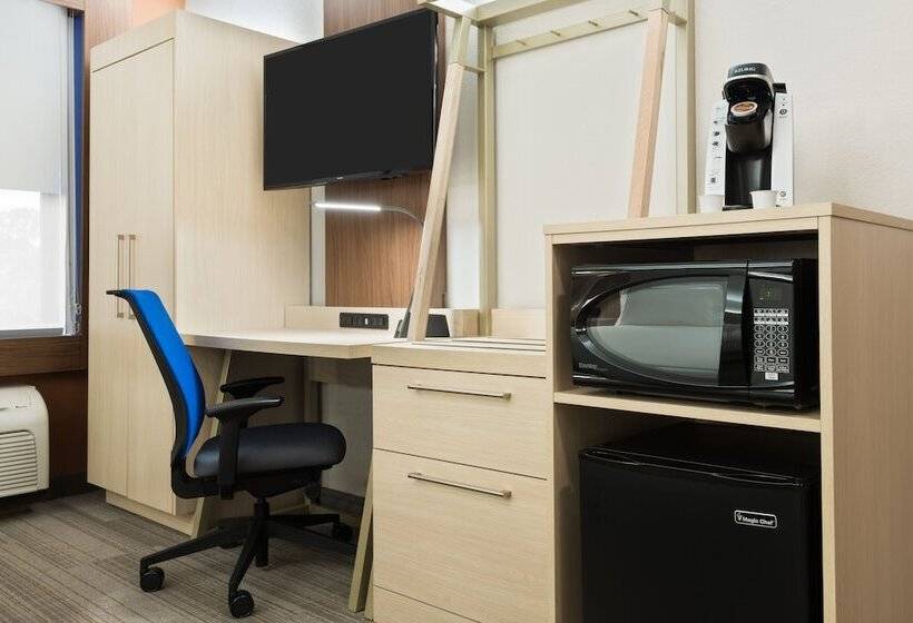 غرفه قياسيه سريرين مزدوجين, Holiday Inn Express & Suites   Nearest Universal Orlando, An Ihg