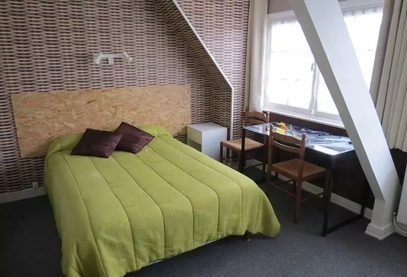 Quarto standard, Victoria