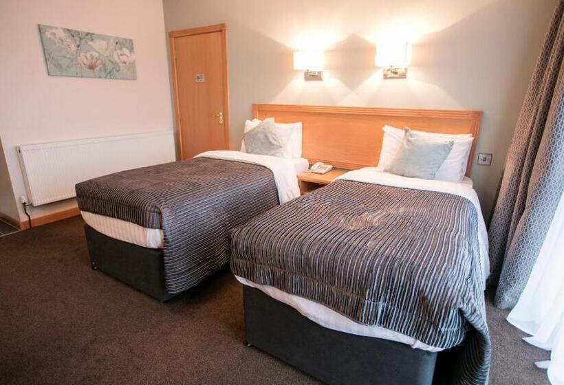 غرفة قياسية, La Mon Hotel & Country Club