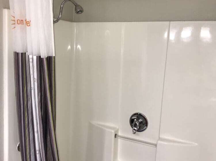 Люкс, La Quinta By Wyndham Orlando Universal Area   Free Shuttle To Universal