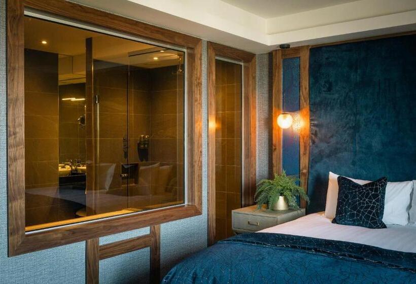 חדר דלוקס, Midlands Park