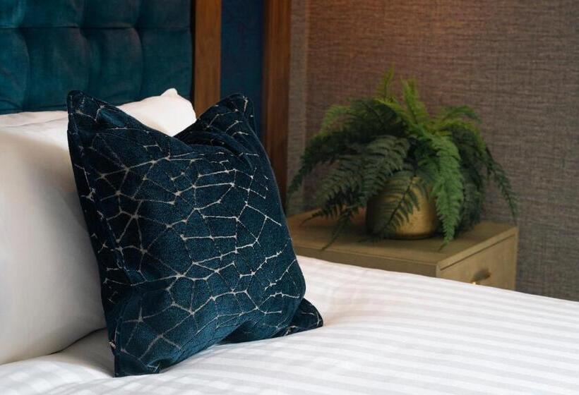 חדר דלוקס, Midlands Park