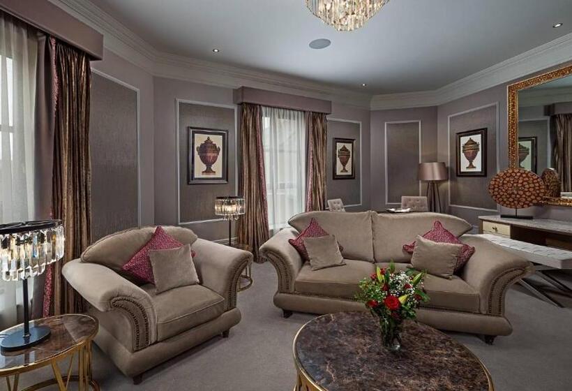 סוויטה, Midlands Park