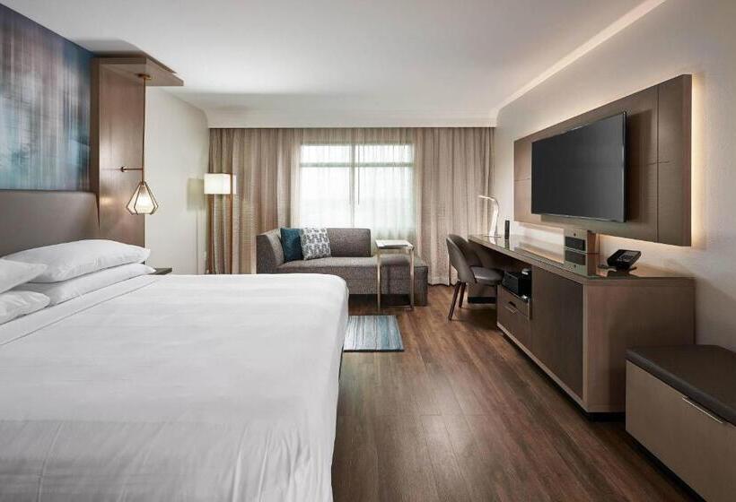 غرفة قياسية سرير كينج, Orlando Marriott Lake Mary