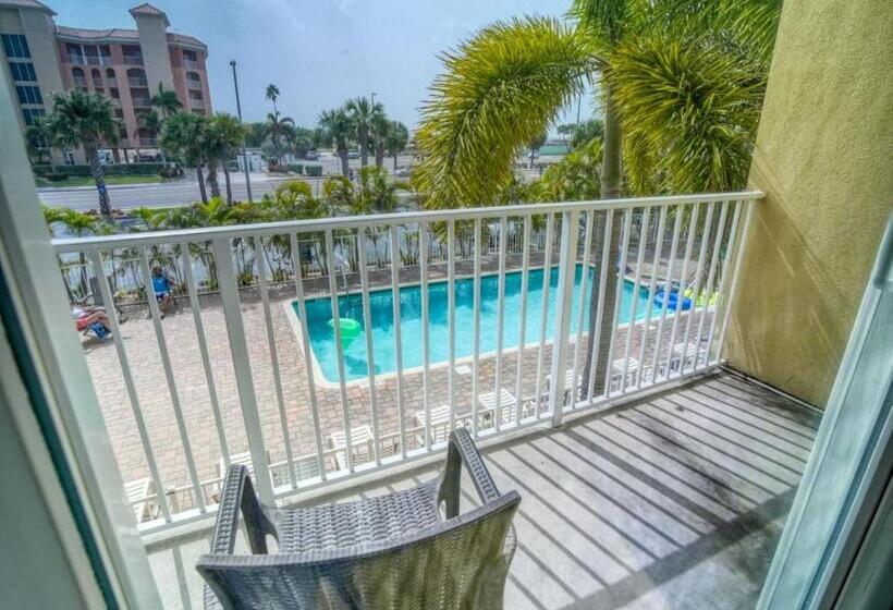 اتاق استاندارد با تخت بزرگ, Treasure Island Hotel And Marina