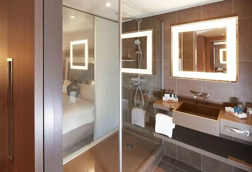 اتاق سوپریور, Novotel London Bridge