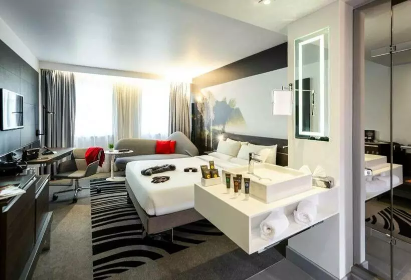 سوییت, Novotel London Bridge