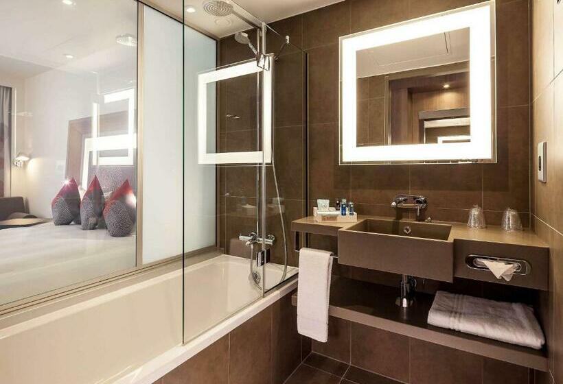 Номер Executive, Novotel London Bridge